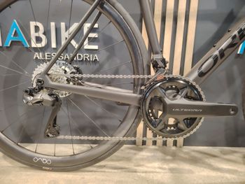 Used Orbea ORCA M20iTEAM 2025 2025 Road & Gravel, Black — image 5 of 10