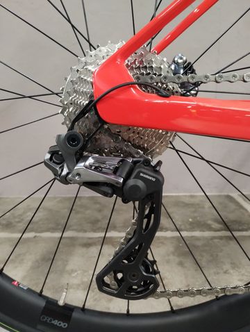 Used BMC Roadmachine 01 AMP TWO 2024 2024 Road & Gravel, Red — image 7 of 11