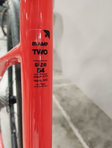 Used BMC Roadmachine 01 AMP TWO 2024 2024 Road & Gravel, Red — image 8 of 11