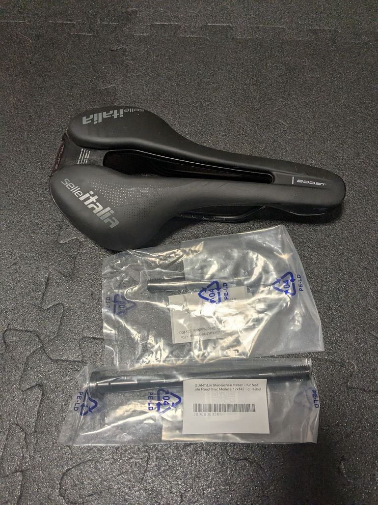 Used Giant Propel Advanced Disc 2 2021 2021 Road & Gravel, Black — image 16 of 16
