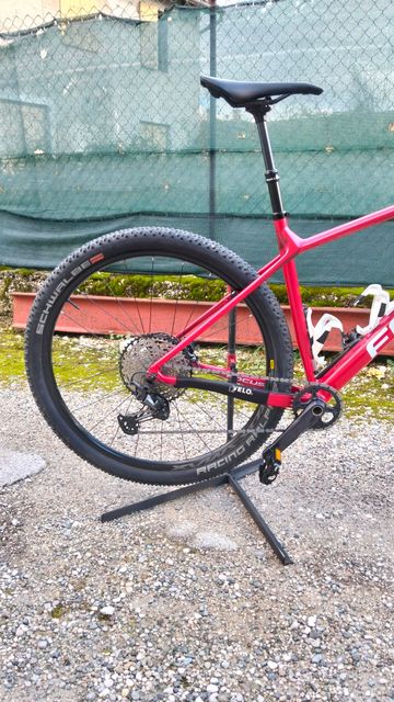 Focus RAVEN 8.8 2020 2020 Mountainbike usato, Rosso — immagine 2 di 7