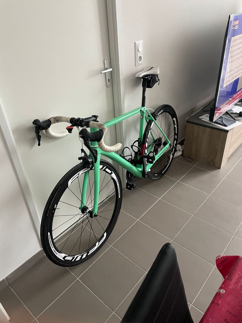 Used Orbea ORCA M20TEAM 2019 2019 Road & Gravel, Green — image 7 of 9