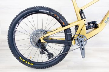 Used Santa Cruz Bronson C 2025 Mountainbike, Orange — image 3 of 19