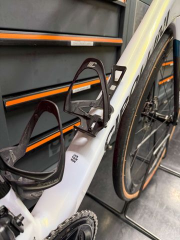 Used Cipollini Bond EVO 2025 2025 Road & Gravel, White — image 4 of 13