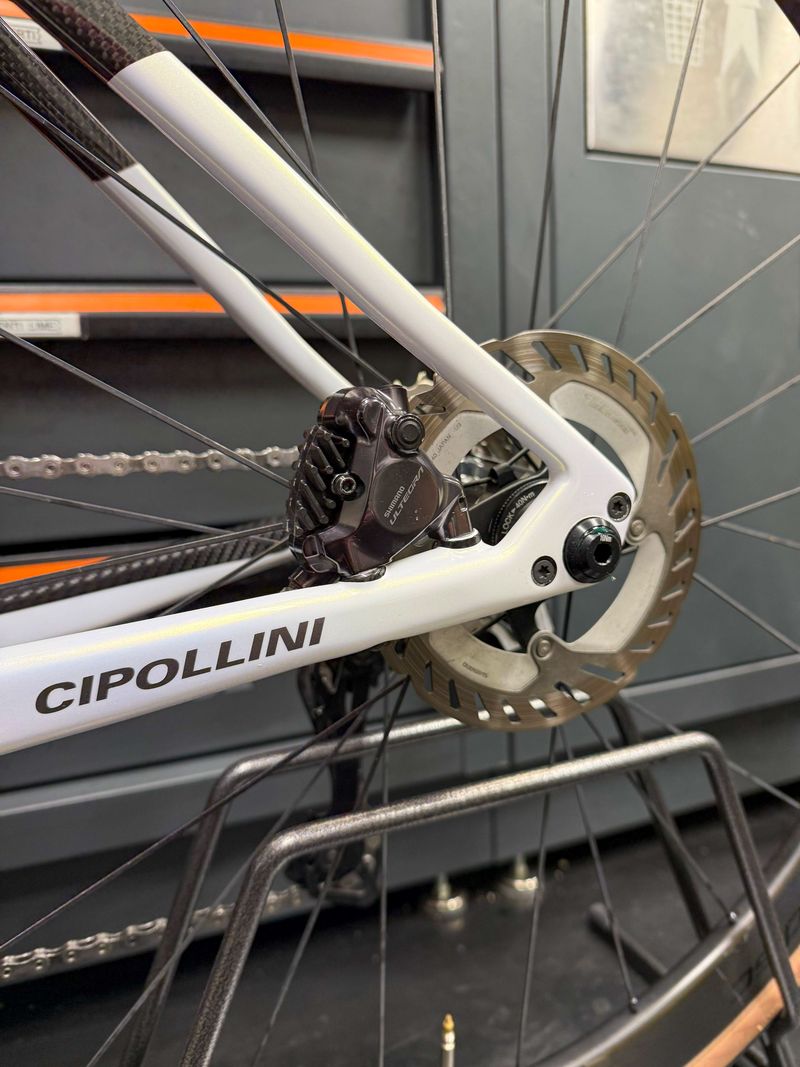 Used Cipollini Bond EVO 2025 2025 Road & Gravel, White — image 2 of 13