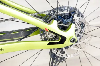 Used Pivot Switchblade Race 2022 Mountainbike, Green — image 13 of 19