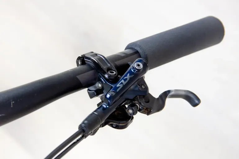 Used Pivot Switchblade Race 2022 Mountainbike, Green — image 8 of 19