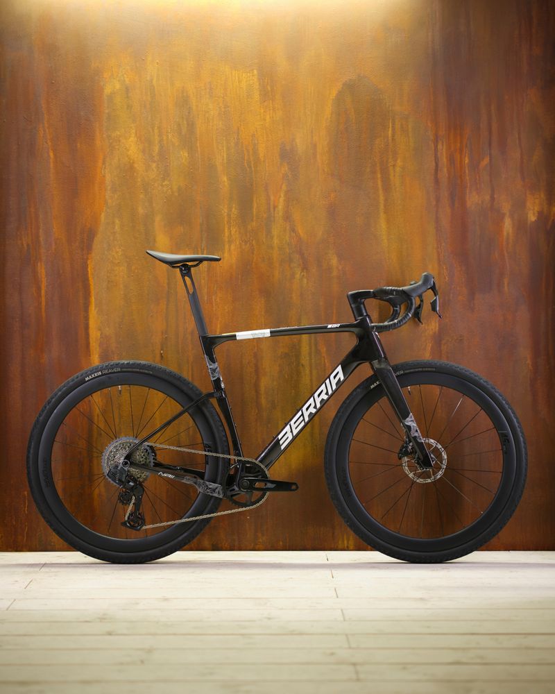 Używany Berria NAII BR SRAM Rival eTap AXS 2026 Road & Gravel — zdjęcie 1 z 3