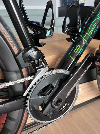 Used Bianchi Specialissima - Red eTap AXS 2022 2022 Road & Gravel, Schwarz — image 2 of 4