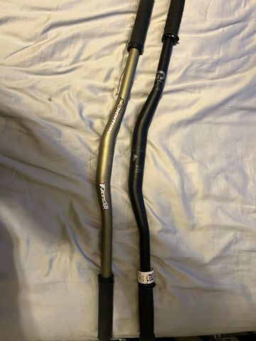 Canyon Spectral 29 CF 7 2023 2023 Mountainbike usato, Nero — immagine 9 di 10