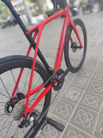 Used Lapierre Xelius SL 9.0 Ultegra Di2 2024 Road & Gravel, Red — image 4 of 9