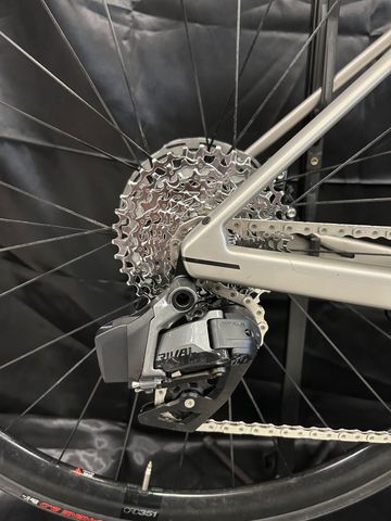 Used BMC SLR01 2023 Road & Gravel, Light Gray — image 7 of 7