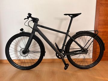 Used Canyon Commute 2022 Urban, Light Gray — image 2 of 6
