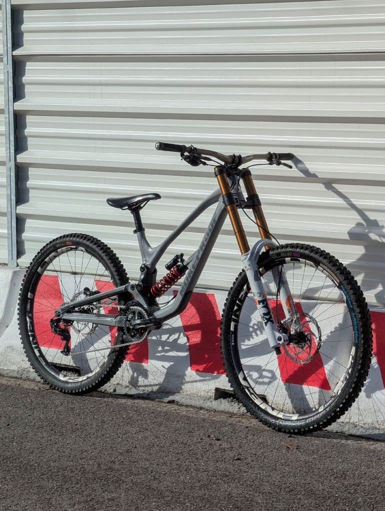 Nukeproof Dissent 297 2022