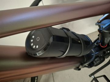 Giant Advance E+ Elite 3 Trance Shimano Deore XT 2024 Mountainbike de segunda mano, Morado — imagen 19 de 31