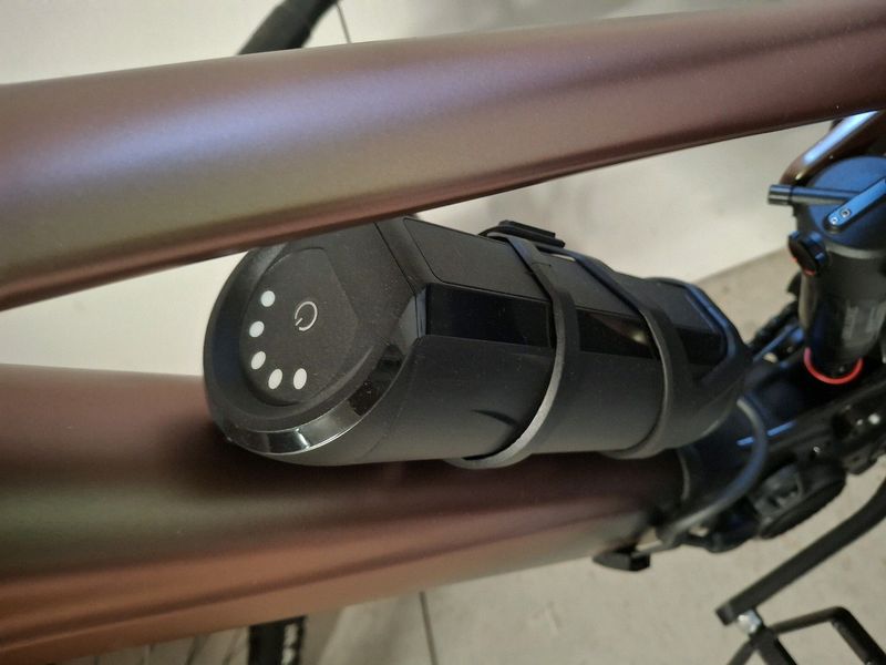 Giant Advance E+ Elite 3 Trance Shimano Deore XT 2024 Mountainbike de segunda mano, Morado — imagen 19 de 31