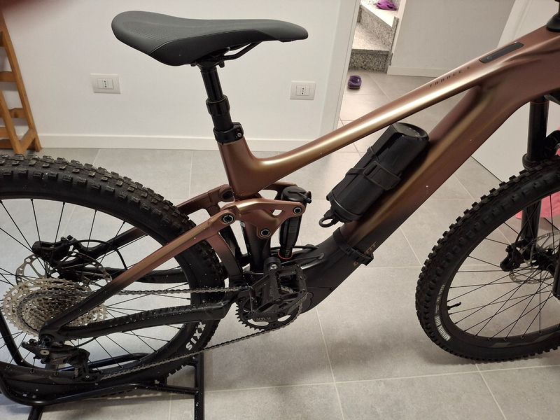 Giant Advance E+ Elite 3 Trance Shimano Deore XT 2024 Mountainbike de segunda mano, Morado — imagen 1 de 31