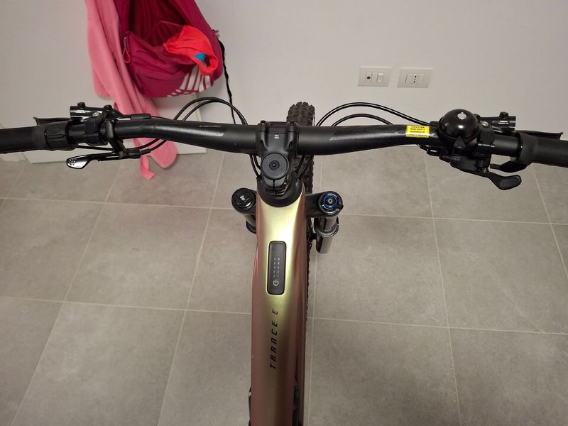 Giant Advance E+ Elite 3 Trance Shimano Deore XT 2024 Mountainbike de segunda mano, Morado — imagen 6 de 31