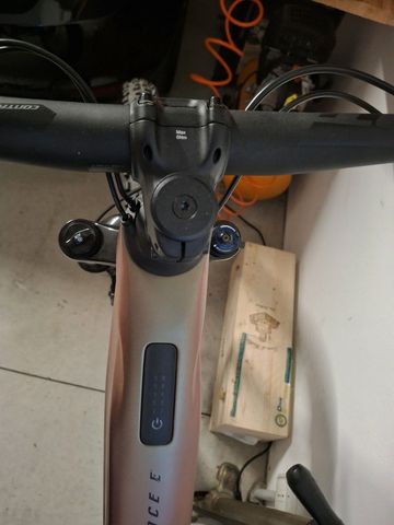 Giant Advance E+ Elite 3 Trance Shimano Deore XT 2024 Mountainbike de segunda mano, Morado — imagen 21 de 31