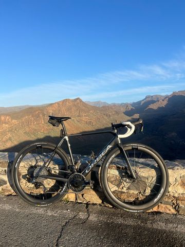 Tweedehands Orbea Orca SRAM Force eTap AXS 2026 Road & Gravel — afbeelding 1 van 4