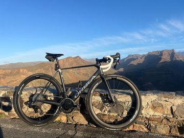 Tweedehands Orbea Orca SRAM Force eTap AXS 2026 Road & Gravel — afbeelding 2 van 4