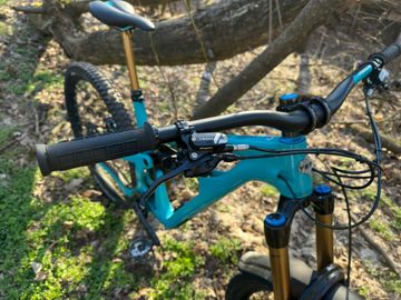 Tweedehands Yeti SB150 T2 2023 2023 Mountainbike — afbeelding 6 van 9