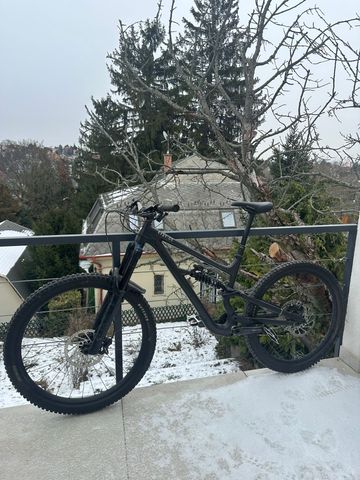 Specialized STATUS 2 170 2024 2024 Mountainbike d'occasion — image 3 sur 6