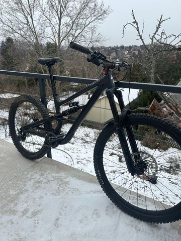 Specialized STATUS 2 170 2024 2024 Mountainbike d'occasion — image 4 sur 6