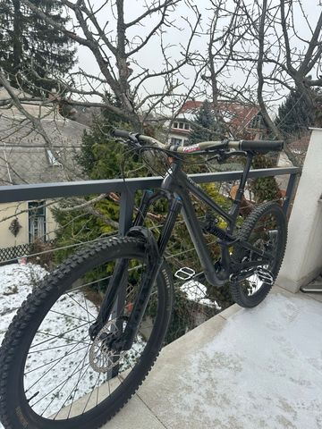 Specialized STATUS 2 170 2024 2024 Mountainbike d'occasion — image 2 sur 6