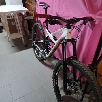Brugt Specialized Enduro Expert Carbon 29 2016 2016 Mountainbike — billede 2 af 3