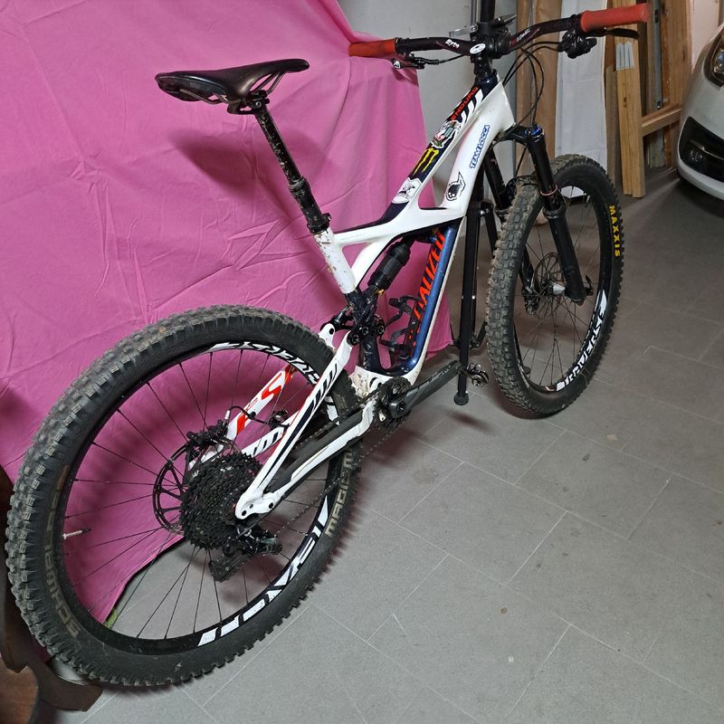 Brugt Specialized Enduro Expert Carbon 29 2016 2016 MTB