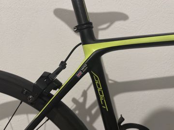 Used Scott Addict 10 2017 2017 Road & Gravel, Black — image 2 of 5