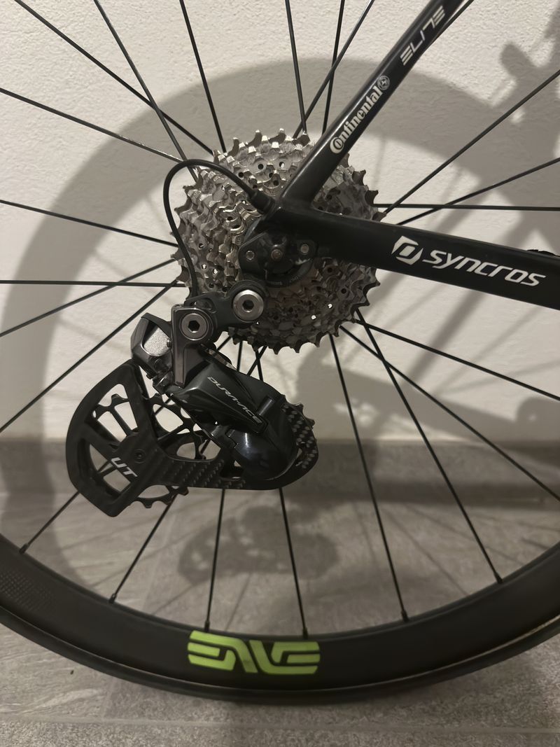 Used Scott Addict 10 2017 2017 Road & Gravel, Black — image 5 of 5