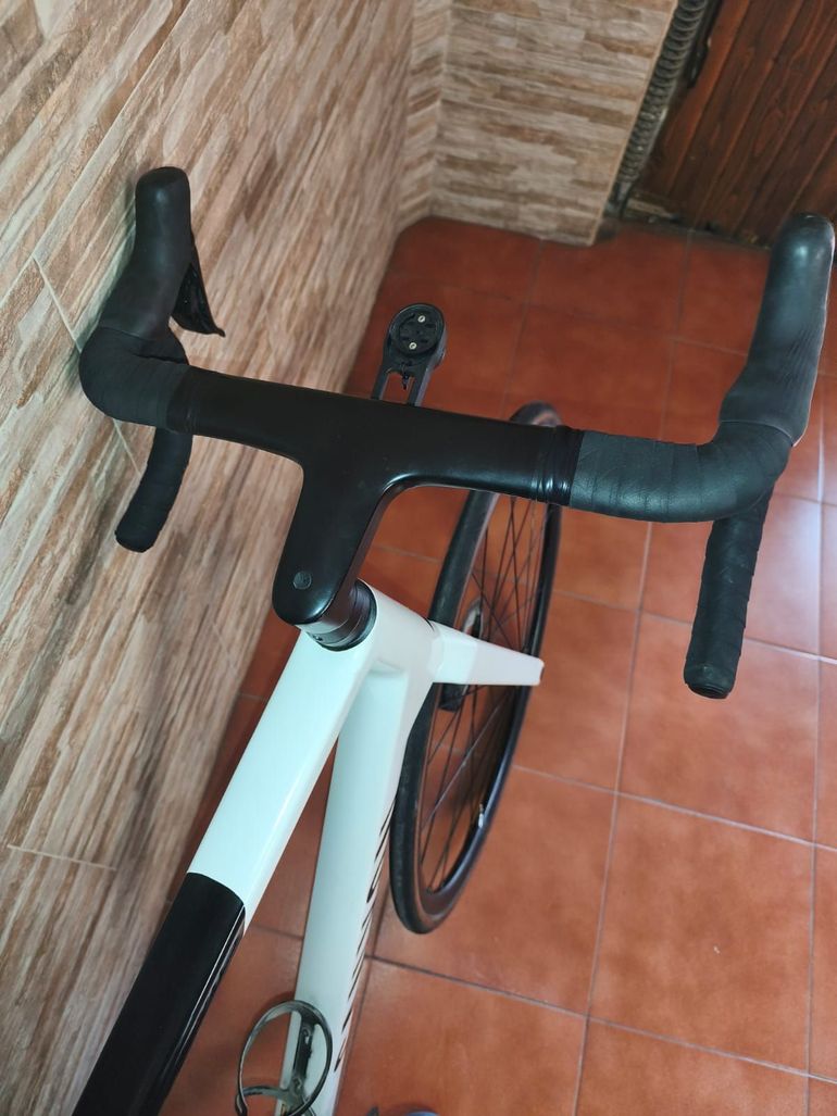 Used Canyon Ultimate CF SL 8 Di2 LTD RSVP 2022 2022 Road & Gravel — image 5 of 7