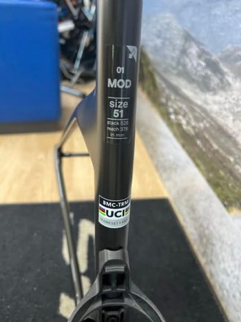 Used BMC R01 2026 Road & Gravel, Black — image 3 of 3