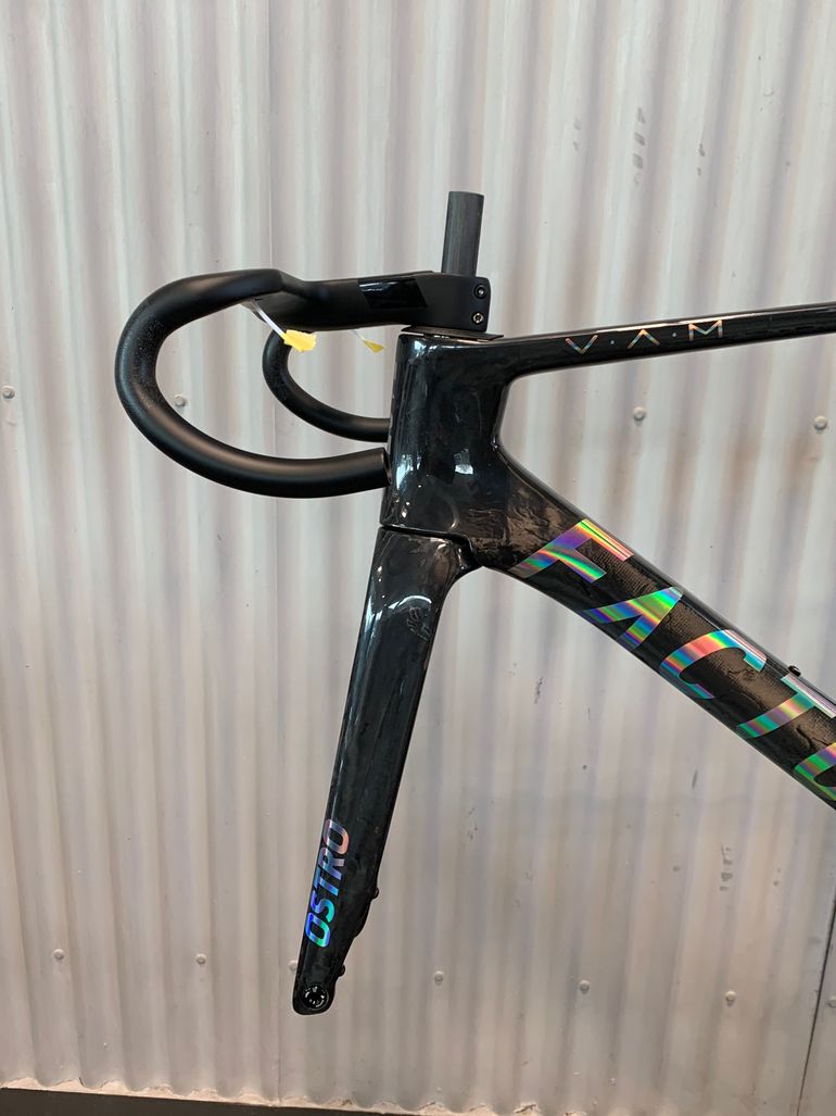 Used Factor OSTRO VAM 2025 FRAMESET Frameset 2025 Road & Gravel — image 11 of 14
