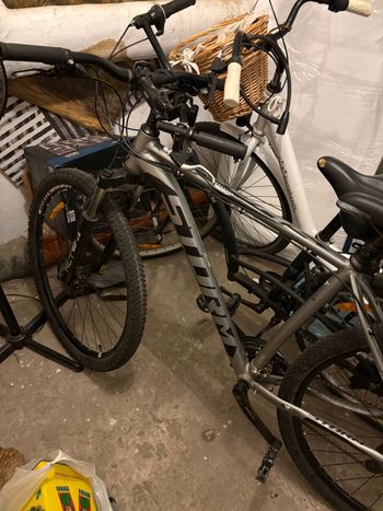 Used Rower 29" MTB STORM Shark hamulce tarczowe AMT rama 19" srebrny-czarny Storm Shark 2020 Road & Gravel, Light Gray — image 2 of 3
