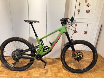 Used Santa Cruz NOMAD XT / Coil / Carbon C / 27.5 2022 2022 MTB