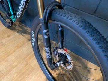 Używany Orbea OIZ M-PRO 2024 2024 Mountainbike — zdjęcie 7 z 10