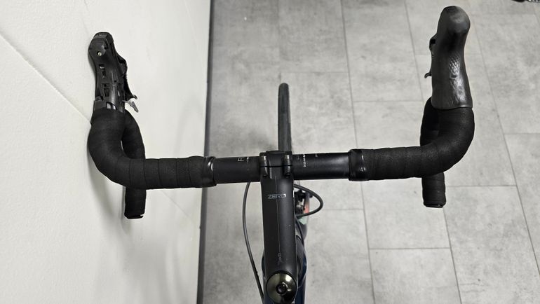 Used Trek Domane SL 8 2017 2017 Road & Gravel, Blue — image 5 of 9