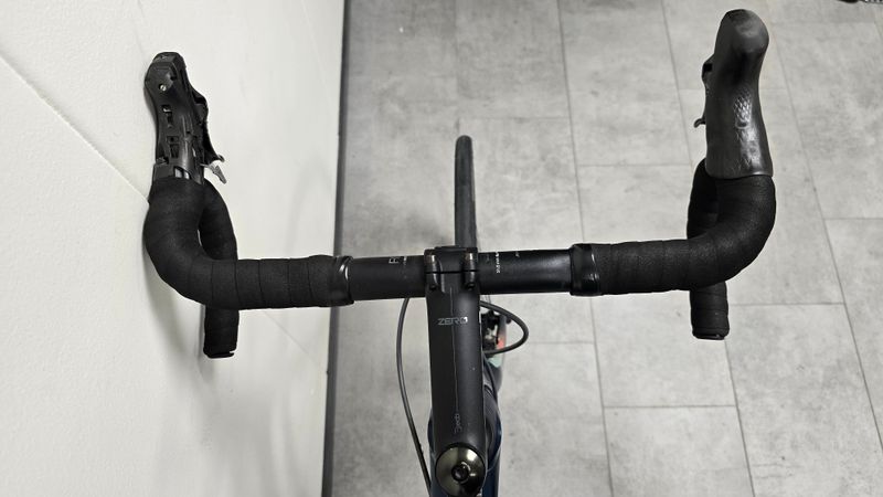 Used Trek Domane SL 8 2017 2017 Road & Gravel, Blue — image 5 of 9