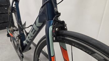 Used Trek Domane SL 8 2017 2017 Road & Gravel, Blue — image 4 of 9