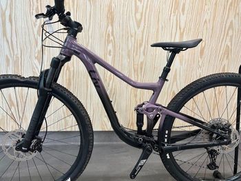 Used Liv Pique 29 2 2022 2022 Mountainbike, Purple, 29 — image 3 of 3
