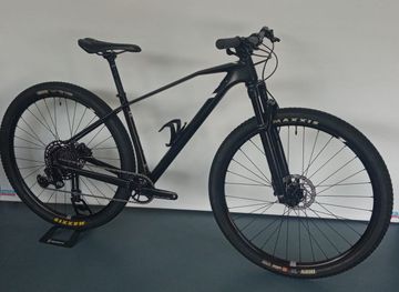 Mondraker Chrono Carbon 29 2019 MTB usato
