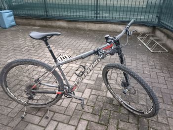 Used Cannondale F-Si Carbon 3 2018 2018 Mountainbike — image 2 of 3