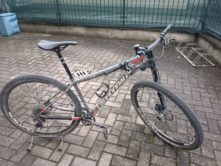 Used Cannondale F-Si Carbon 3 2018 2018 Mountainbike — image 2 of 3