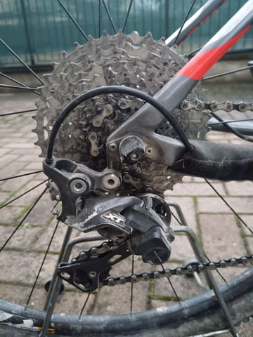 Cannondale F-Si Carbon 3 2018 2018 Mountainbike usato, Grigio chiaro — immagine 3 di 3