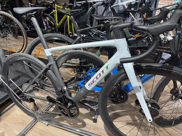 Used Scott Addict RC Pro 2025 2025 Road & Gravel