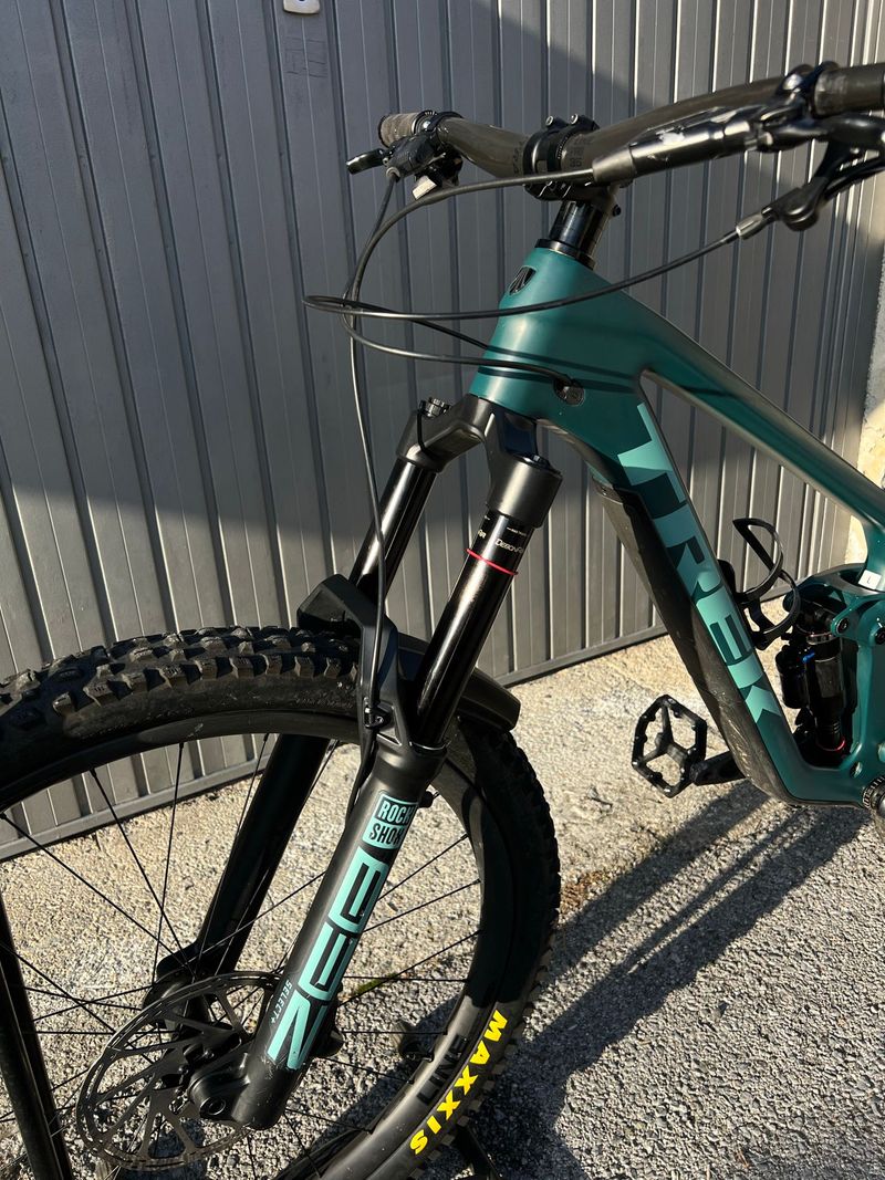 Käytetty Trek Slash 9.8 2023 2023 Mountainbike — kuva 4 / 7
