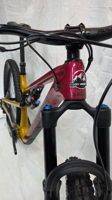 Gebrauchtes Rocky Mountain Instinct Carbon 70 2022 2022 Mountainbike, Rot, 27.5, 29 — Bild 4 von 7